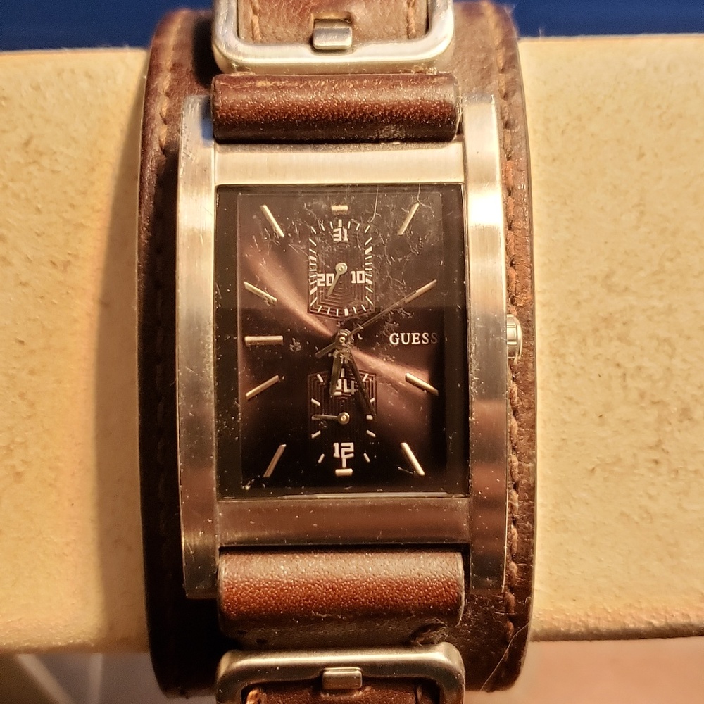 Leather Men's Guess Watch